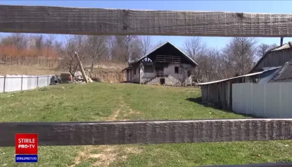 Sfârșit tragic pentru un bărbat din Neamț. A murit carbonizat la ieșirea din casă