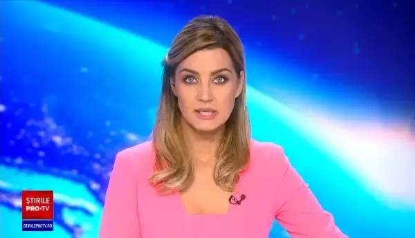 Sute de români se înghesuie pe aeroportul din Cluj ca să plece în Germania. S-a deschis dosar penal