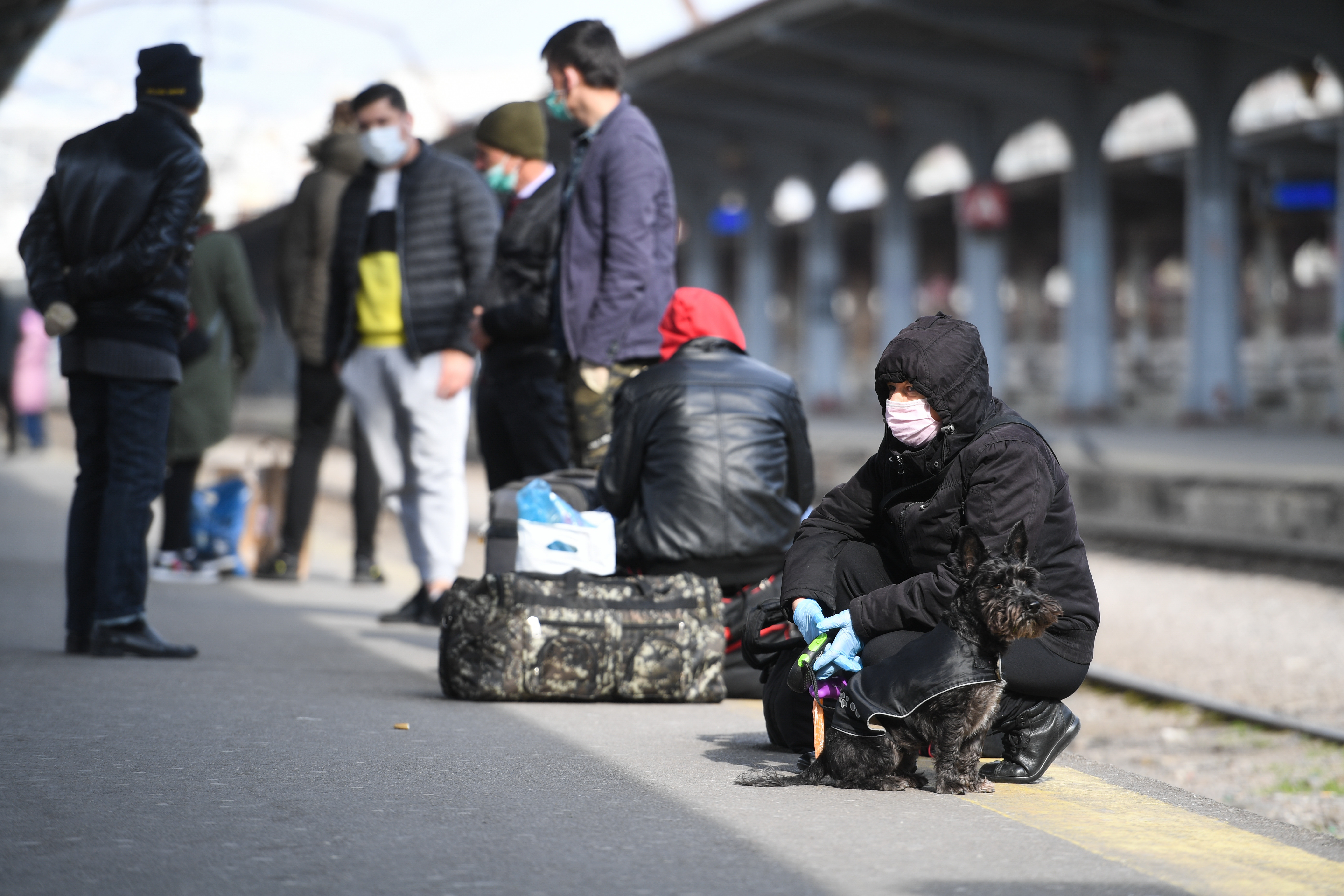 CFR Călători, despre trenurile aglomerate de navetiști: ”Declarații fără dovezi ale unui lider de sindicat”. Măsurile luate