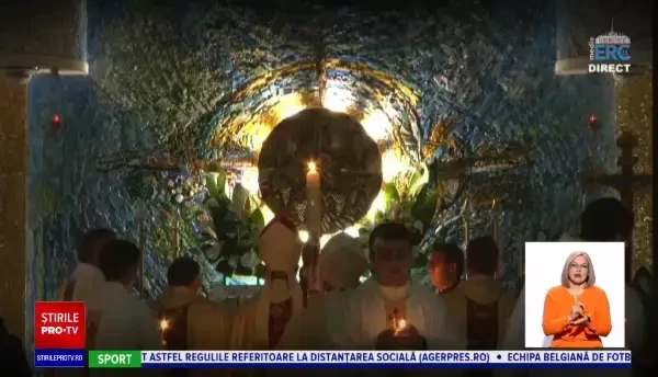 Catolicii și protestanții au celebrat Paștele online. Slujba a fost transmisă Live pe internet