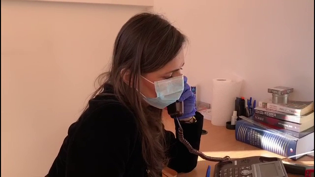 Zeci de psihologi îi consiliază gratuit pe cei care au nevoie de sprijin, în perioada izolării