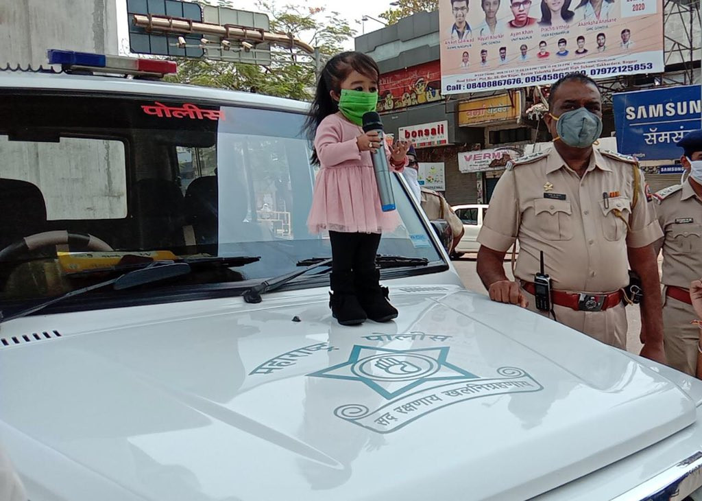 Cea mai scundă femeie din lume i-a îndemnat pe indieni să respecte izolarea la domiciliu