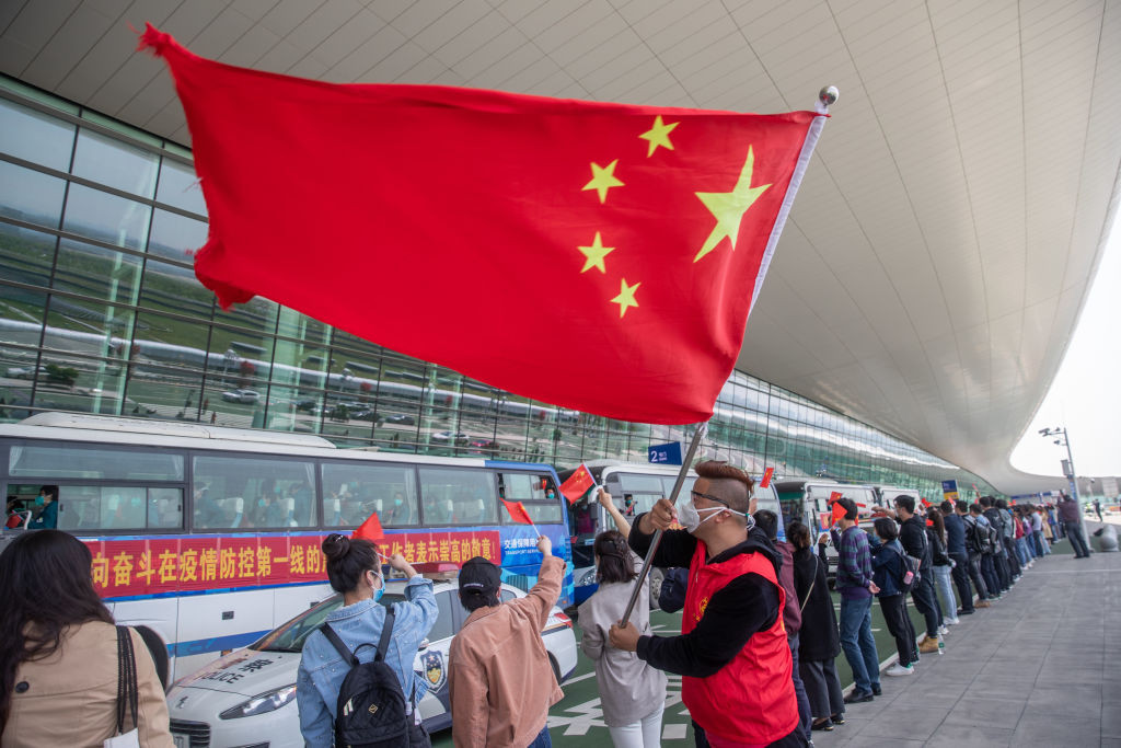 Autoritățile chineze au revizuit în creștere cu 50% numărul deceselor din Wuhan