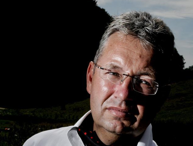 Şeful CJ Bihor, amendat cu 5.000 de lei după ce a fost găsit la pescuit: „Am greșit”