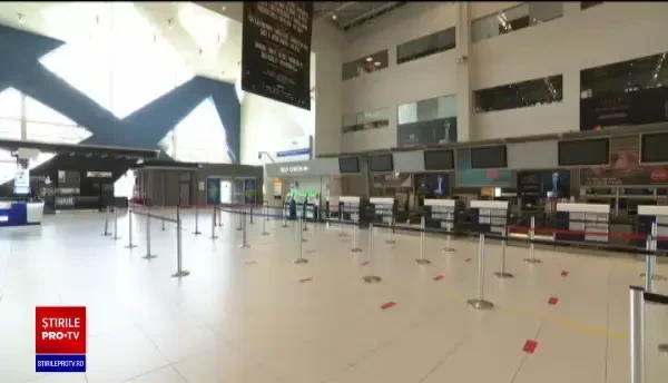 Pașapoarte de sănătate și rânduri libere în avion. Ce măsuri s-ar putea lua vara aceasta