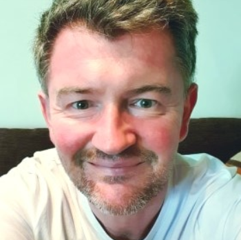 Povestea emoționantă a pacientului 102, care s-a vindecat: „Te simți suspendat între viață și moarte”