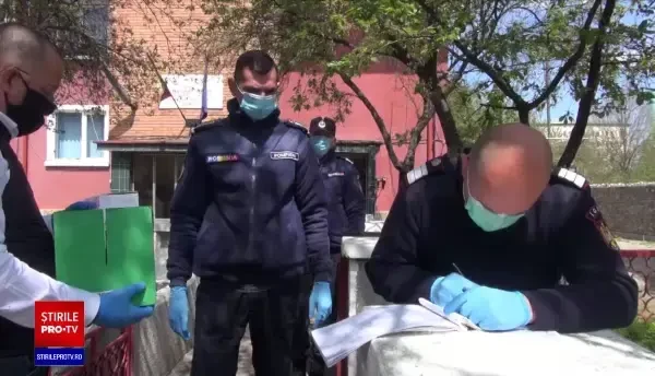 Zece mii de măști de protecție din China au ajuns la Onești