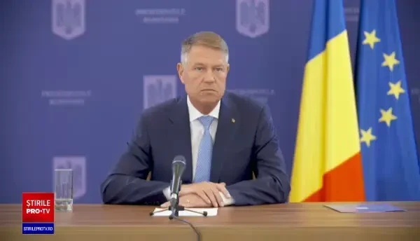 Iohannis a mărturisit că se tunde acasă. Șeful statului i-a recomandat unui jurnalist să mai încerce