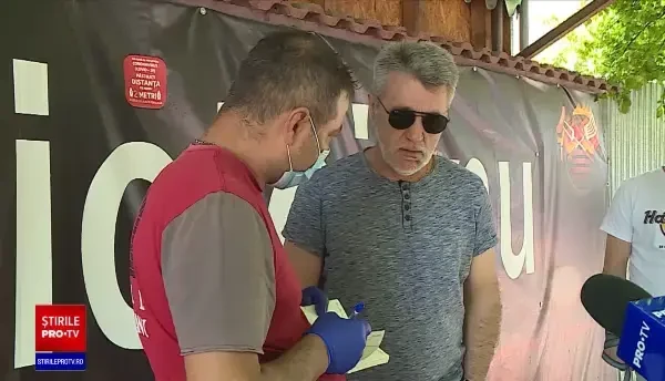 Un bărbat a comandat 15 mici la o terasă din Capitală. Ce a urmat