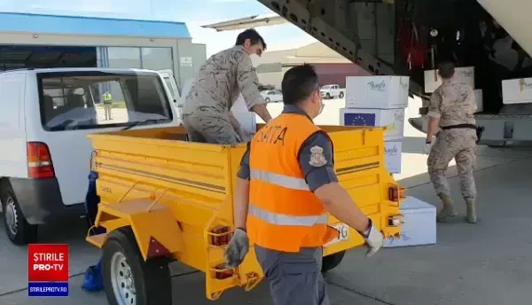 România a trimis 90.000 de măști de protecție în Spania, cu o aeronavă militară
