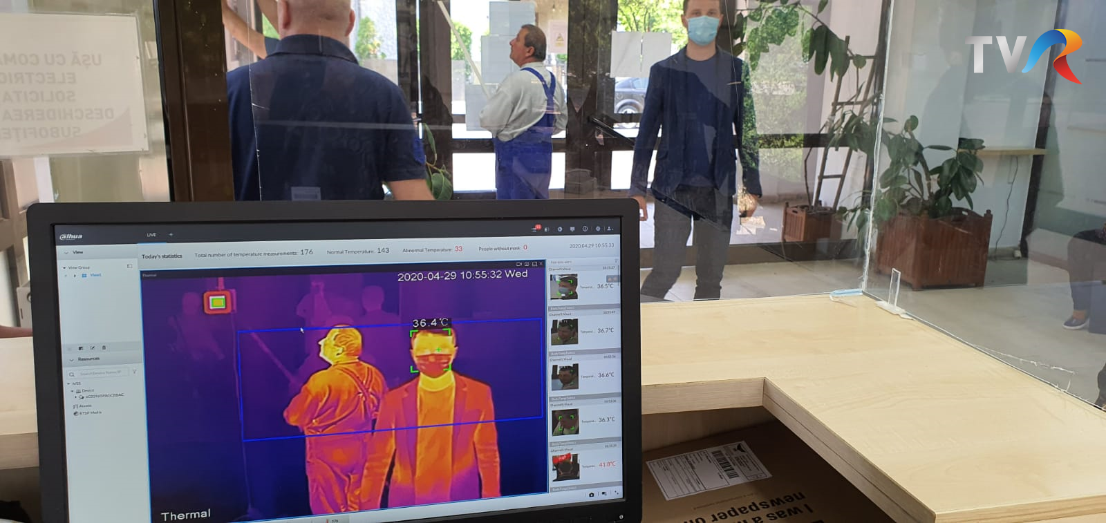 (P) Instituțiile și companiile aleg să instaleze termoscannere pentru detectarea temperaturii umane