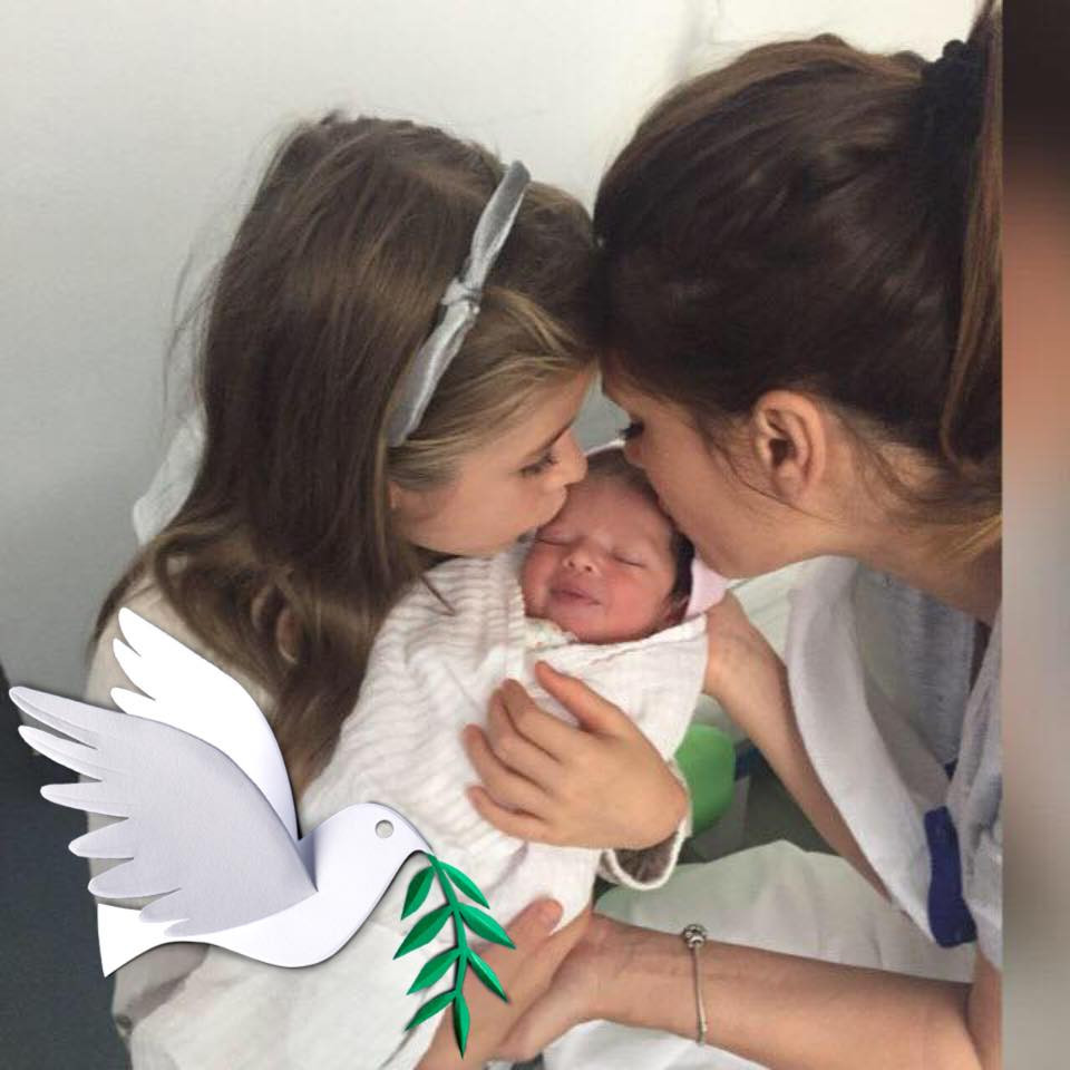 Apelul disperat al unei mame a cărei fiică a fost rănită într-un accident. „Operaţi-mi copilul”