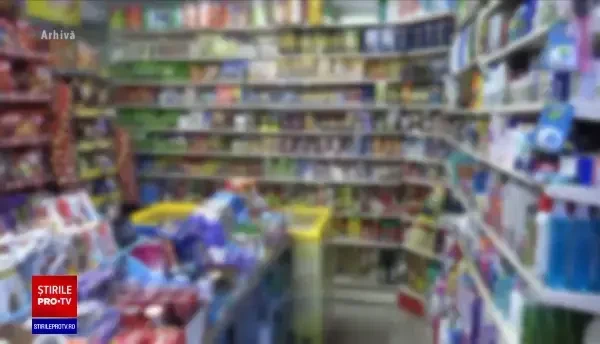 Zece oameni au murit la Iași după ce au băut spirt contrafăcut. Două persoane, reținute