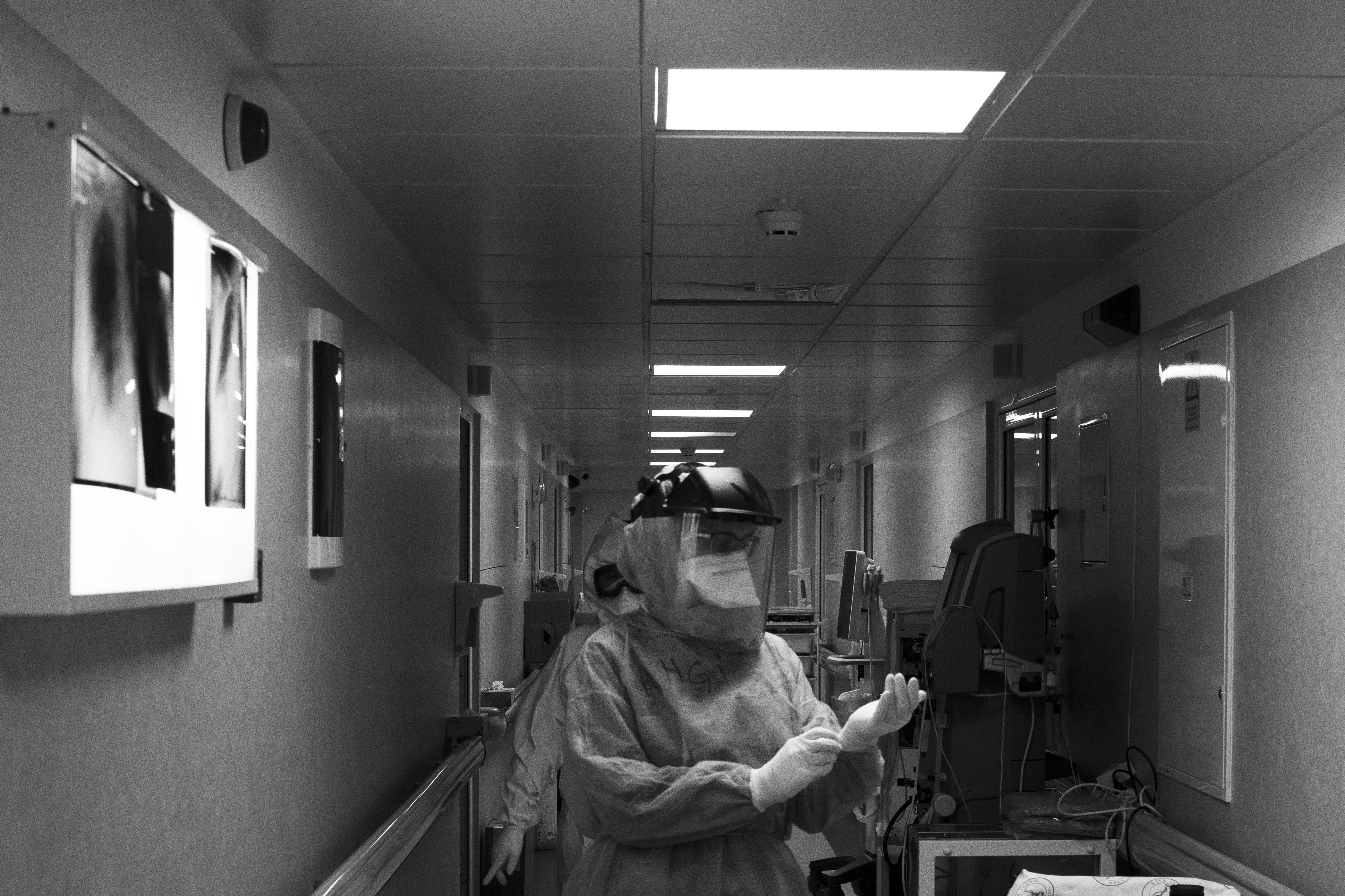 Donează pentru linia &icirc;nt&acirc;i: 11,3 mil. lei, str&acirc;nși pentru eroi. Cum poate fi donat 20% din impozitul pe profit