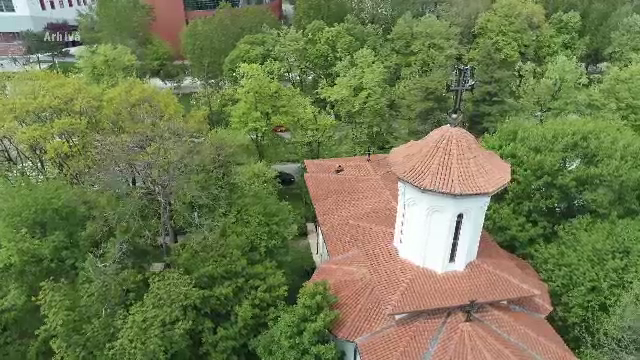 Bisericile rămân închise și după ridicarea stării de urgență. Cum s-ar putea desfăşura slujbele