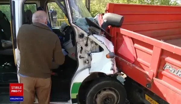 Accident neobișnuit într-o localitate din Cluj. „M-a bătut soarele în ochi"