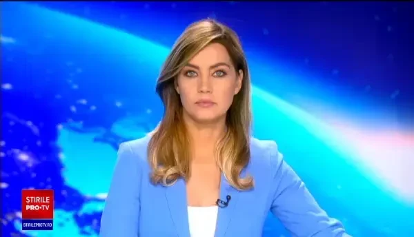 Urșii se plimbă nestingheriți pe străzile din Tușnad, în lipsa turiștilor. VIDEO