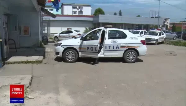 Familie din Dâmbovița, terorizată de propriul fiu: "Vai de viaţa noastră"