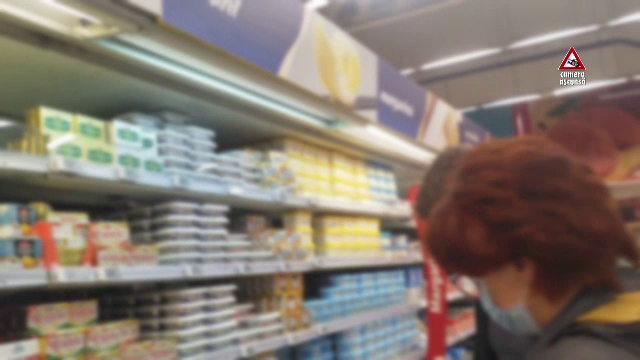 Atenție la falsurile în materie de brânzeturi şi lactate. Grăsime tartinabilă, vândută ca unt