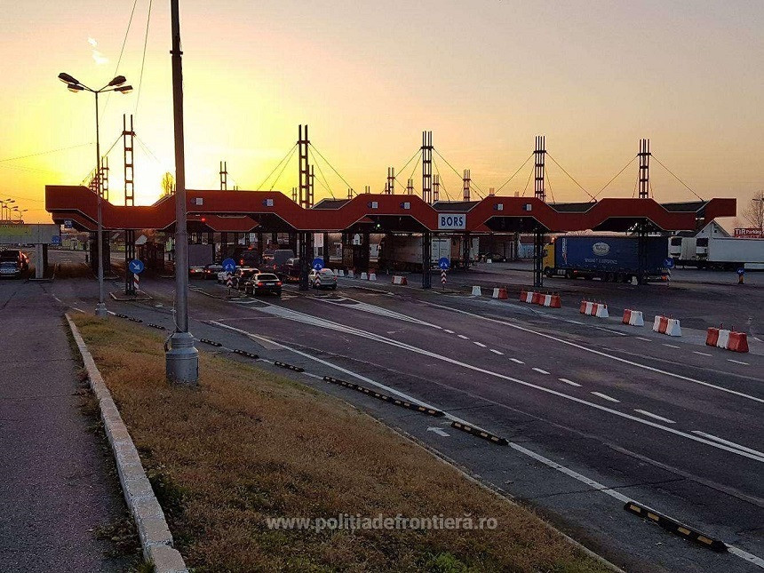 Stare de alertă. Intrarea în ţară a străinilor este interzisă. Suspendarea zborurilor, prelungită cu 14 zile