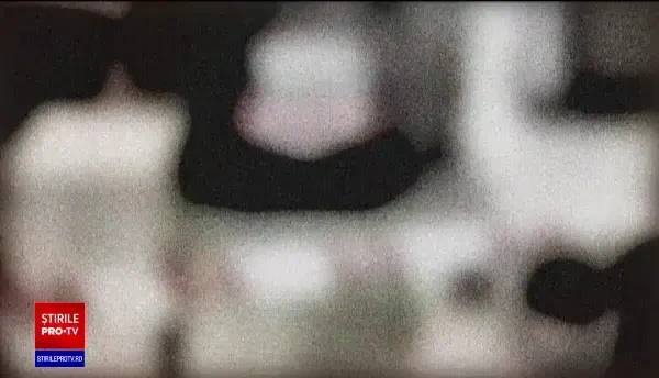 Un bărbat și-a omorât soția, apoi s-a sinucis. Singurii martori, cei doi copii ai lor