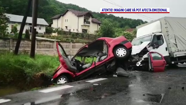 Doi soți au murit într-un accident cumplit, în Valea Ursului. Cum s-a întâmplat tragedia