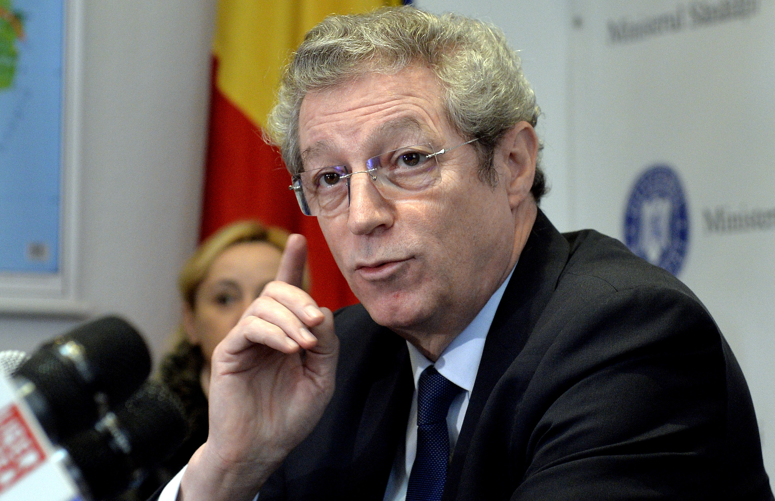 Adrian Streinu-Cercel, propunere pentru limitarea transmiterii COVID: Să începem să testăm la fiecare scară de bloc