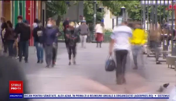 Unde se aruncă măștile și mănușile după folosire. Ce spun medicii