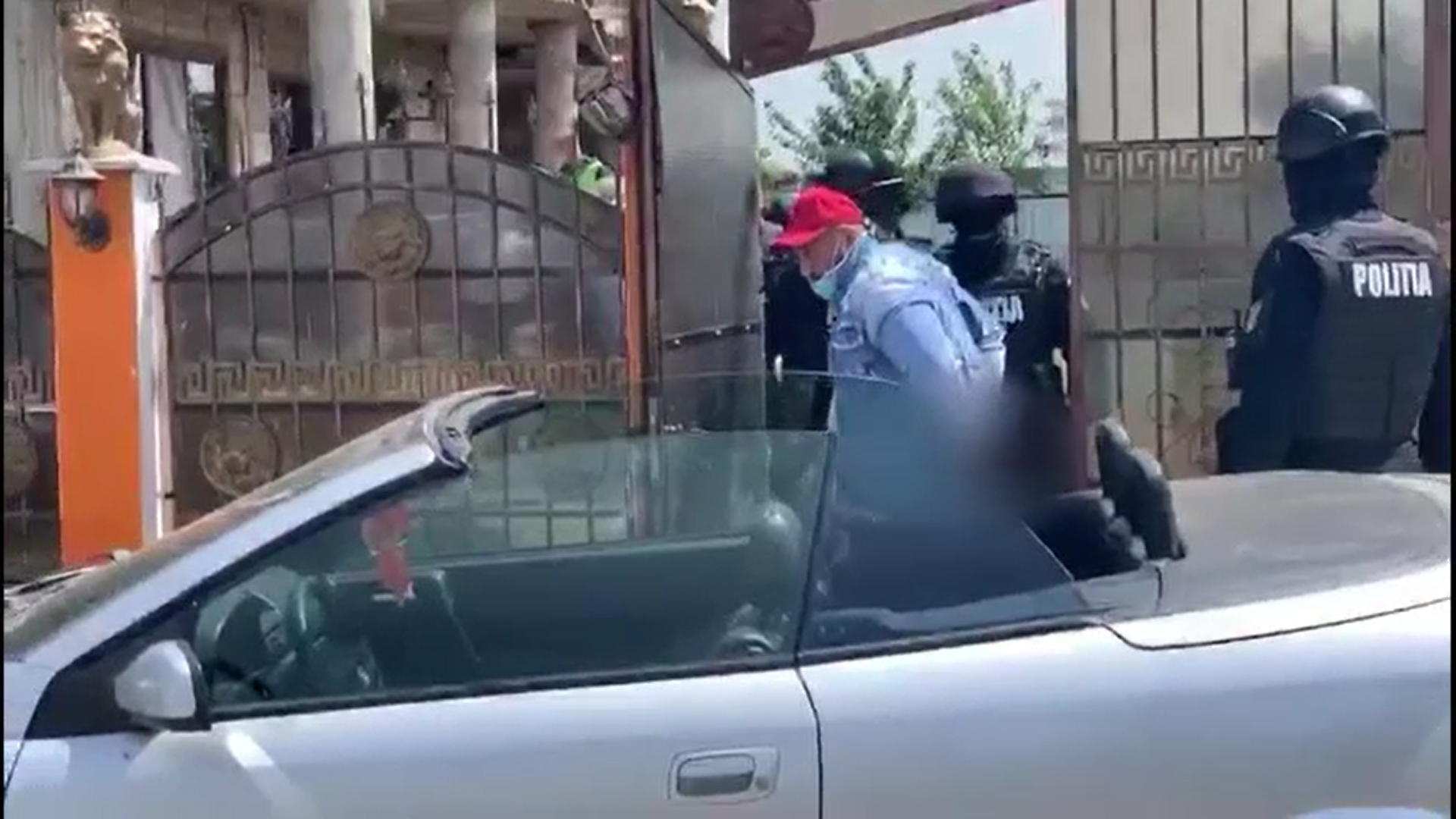 Rețea de cămătari din Neamț, destructurată de DIICOT. 16 persoane audiate