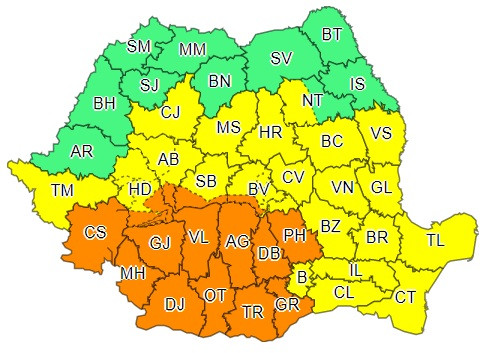 Alertă ANM: Cod portocaliu de ploi abundente şi furtuni în 15 județe