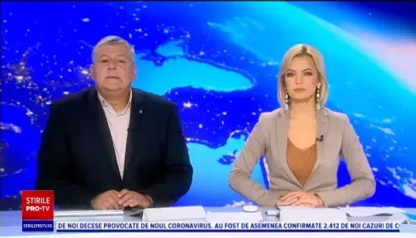 VIDEO. Cum a încercat un infractor să scape de un seif cu bani, în timp ce poliția era la ușă