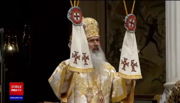 ÎPS Teodosie: ”Nu e nicio greșeală că înnoim Lumina”. Ce poziție a luat BOR