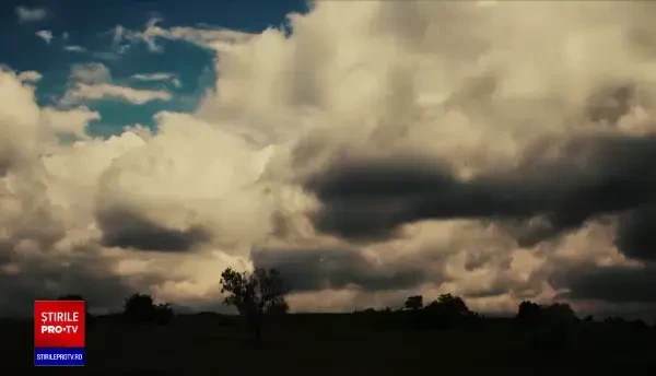 Furtunile și grindina au făcut ravagii în țară: "N-am văzut niciodată așa ceva"