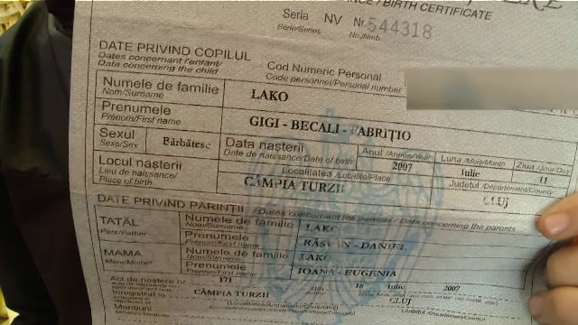 Gigi Becali Fabrițio are 14 ani și vinde legume în piață. Ce spun colegii despre numele său
