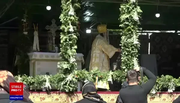 ÎPS Pimen este înmormântat vineri la Mănăstirea Sihăstria Putnei