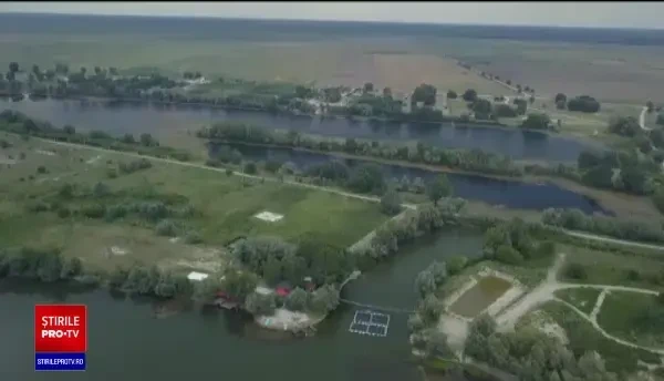 Primele imagini de pe Insula Belina. Ministrul Mediului: „Totul este construit ilegal”