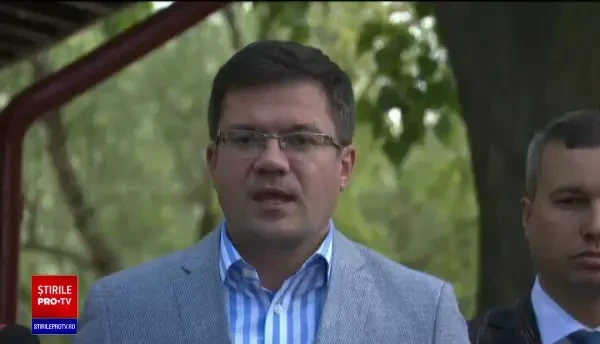 Primele imagini de pe Insula Belina. Ministrul Mediului: „Totul este construit ilegal”