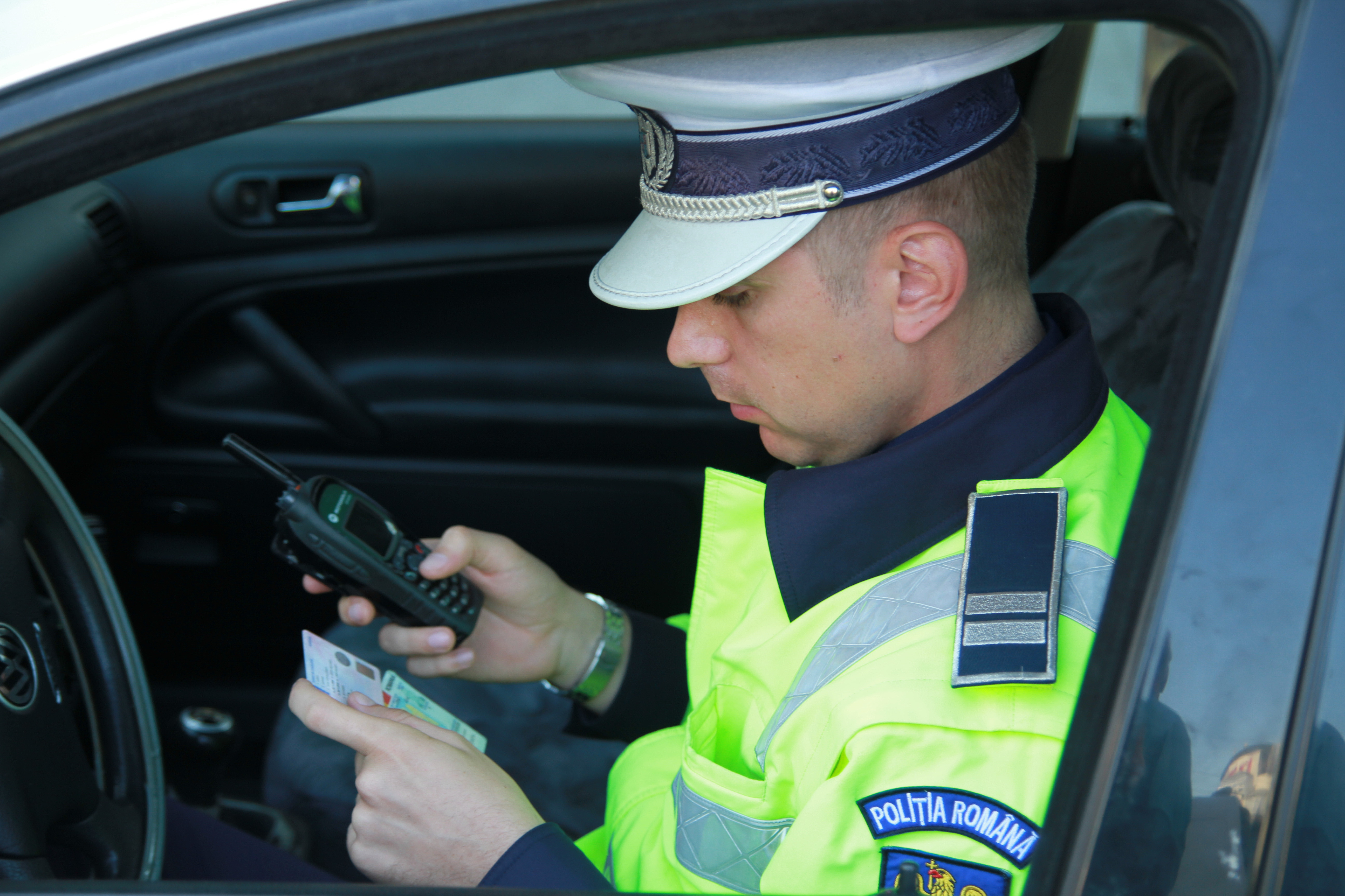 Primii șoferi care și-au primit permisele înapoi după ce au fost depistaţi pozitiv la DrugTest. Ce s-a întâmplat în 48 de ore