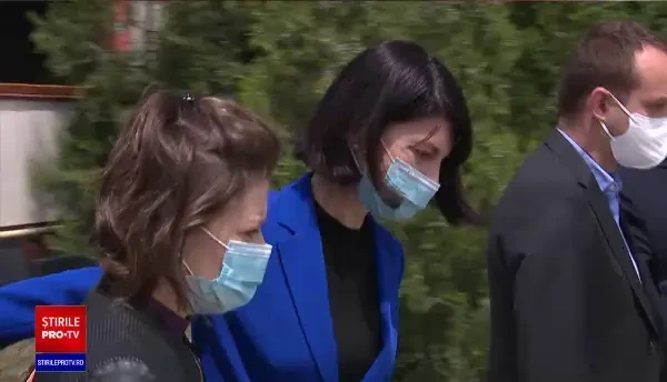 Val de oferte de muncă pentru srilankezii blocați pe Aeroportul Otopeni. Ce salarii li se oferă