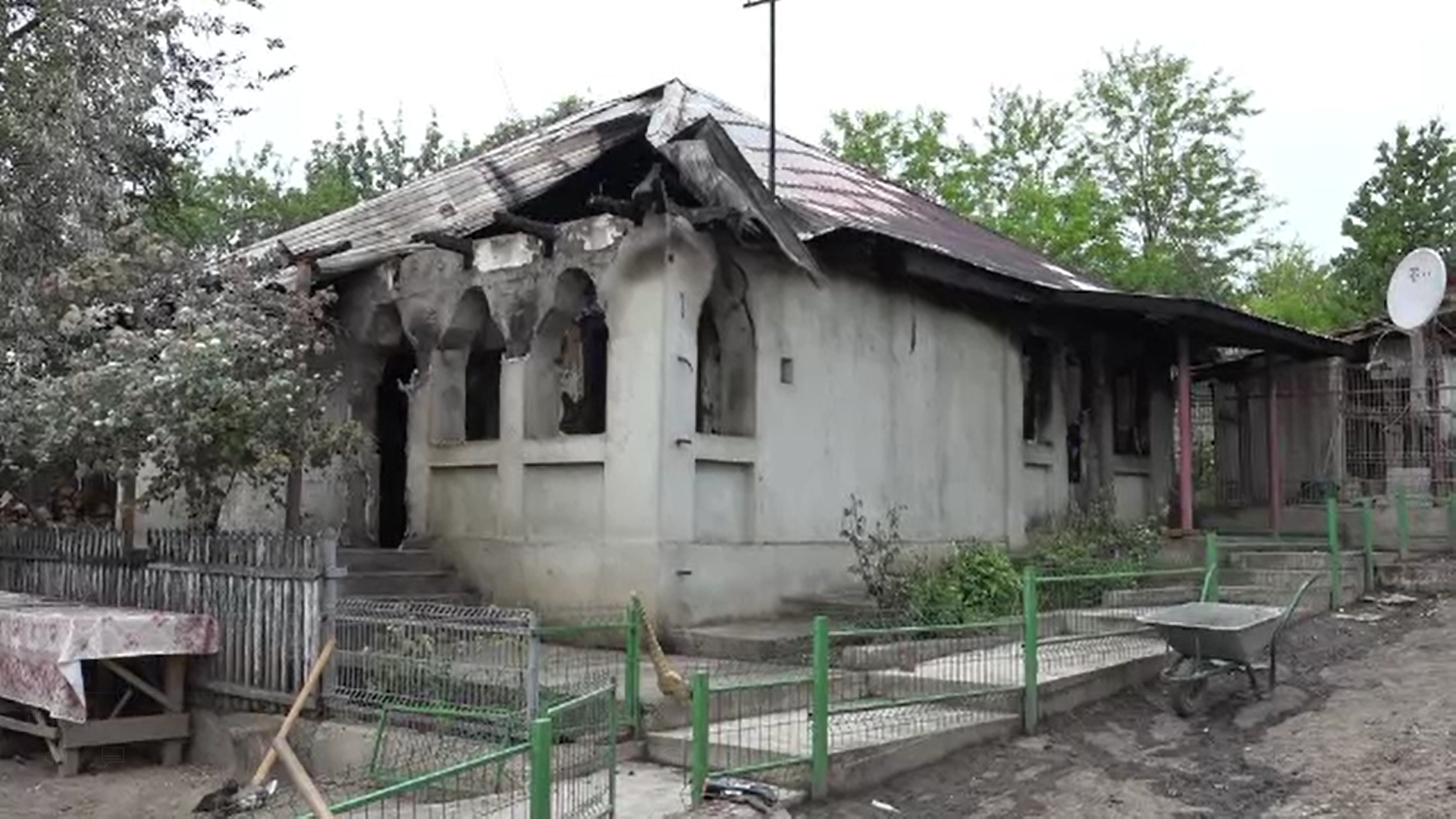 Și-a dat foc la casă apoi s-a sinucis, pentru că a intrat în depresie în urma unor analize