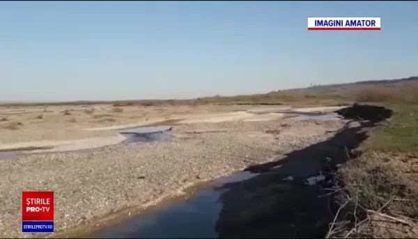 Cum sunt transformate amenajările piscicole în depozite de gunoaie în județul Dâmbovița