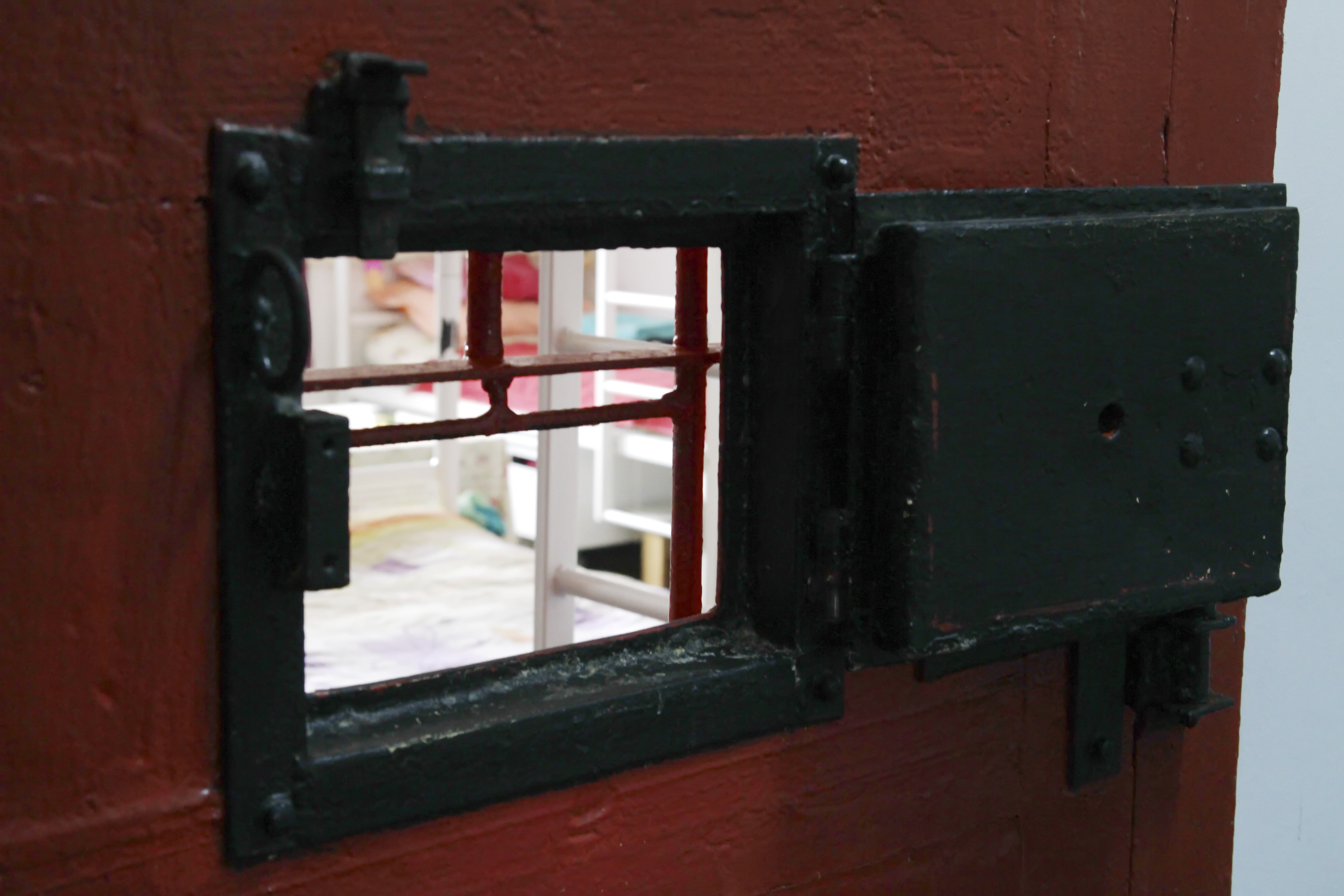 Primul deținut din România confirmat cu coronavirus