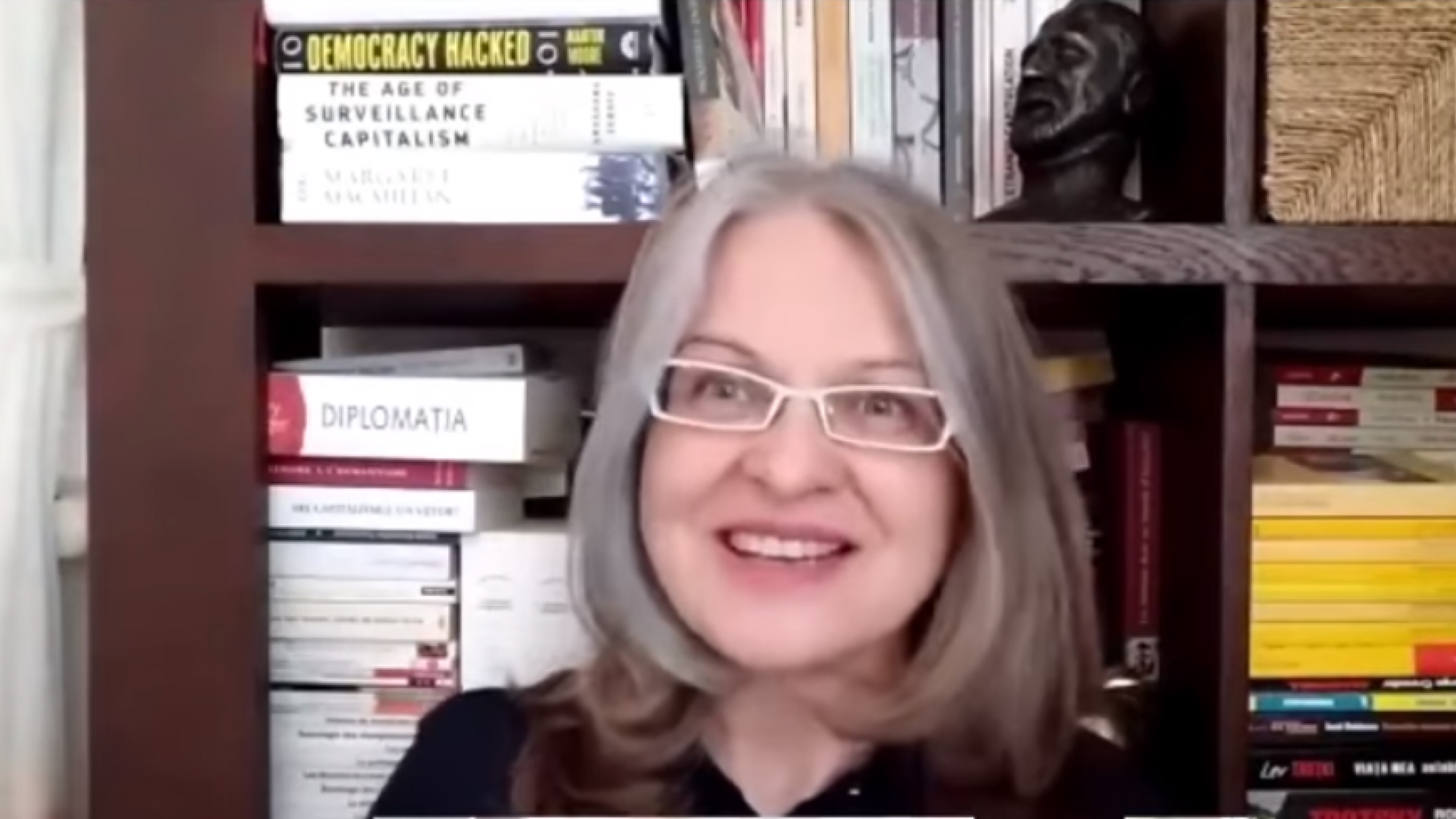 Senatoarea PSD Gabriela Creţu: ”În momentul ăsta se extrag informaţii din noi”