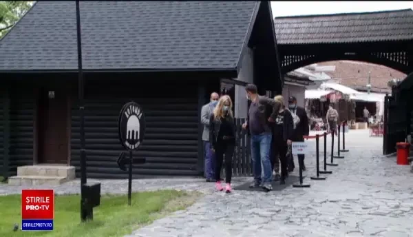 Vlad Ţepeş și-a pus mască și a deschis porţile Castelului de la Bran după trei luni