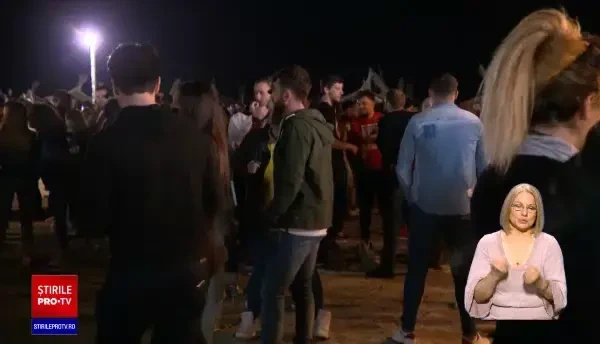 Vama Veche s-a umplut de turiști în weekend: „Mi-a lipsit, revederea e minunată”