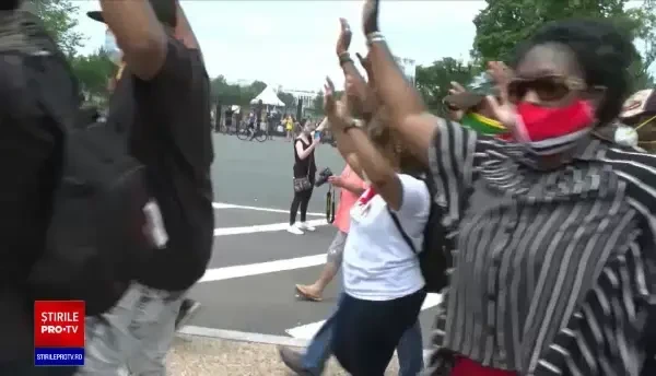 Zeci de mii de oameni protestează în SUA după moartea lui George Floyd. Violențe în Europa