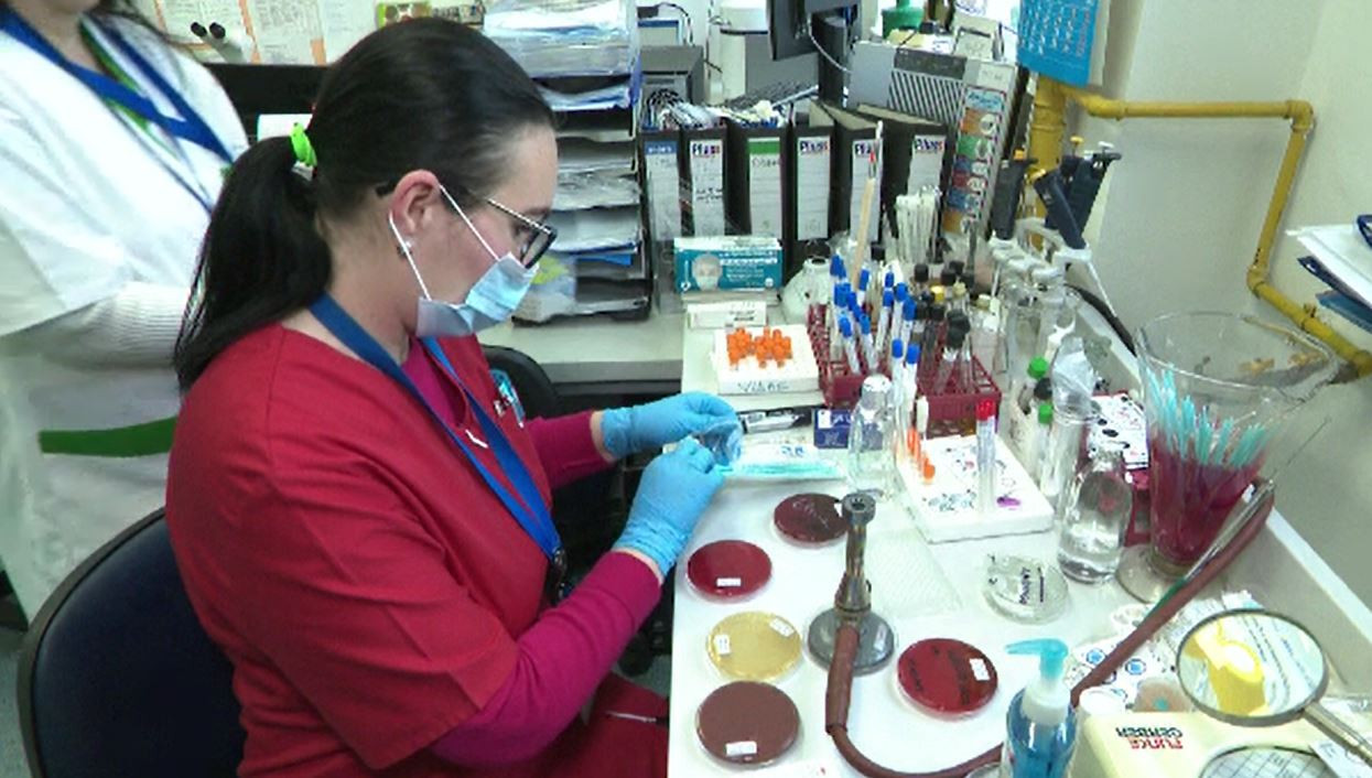 Prima lună de stare de alertă se apropie de final. Unele restricții vor rămâne în vigoare