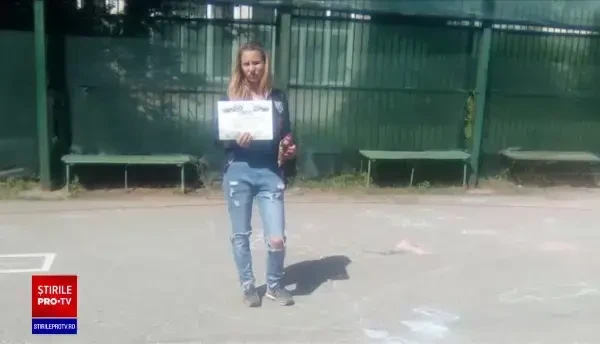 Tânără dispărută fără urmă. Mama ei se teme că a fost sechestrată