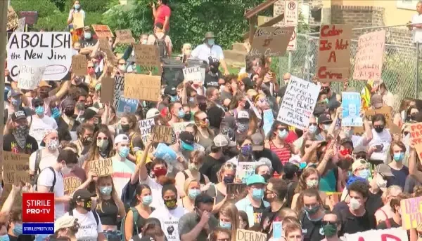 Autoritățile din Minneapolis anunță o măsură șoc după moartea lui George Floyd