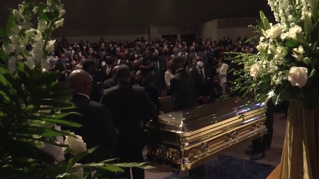 George Floyd, condus pe ultimul drum de sute de oameni. Mărturiile dramatice ale familiei